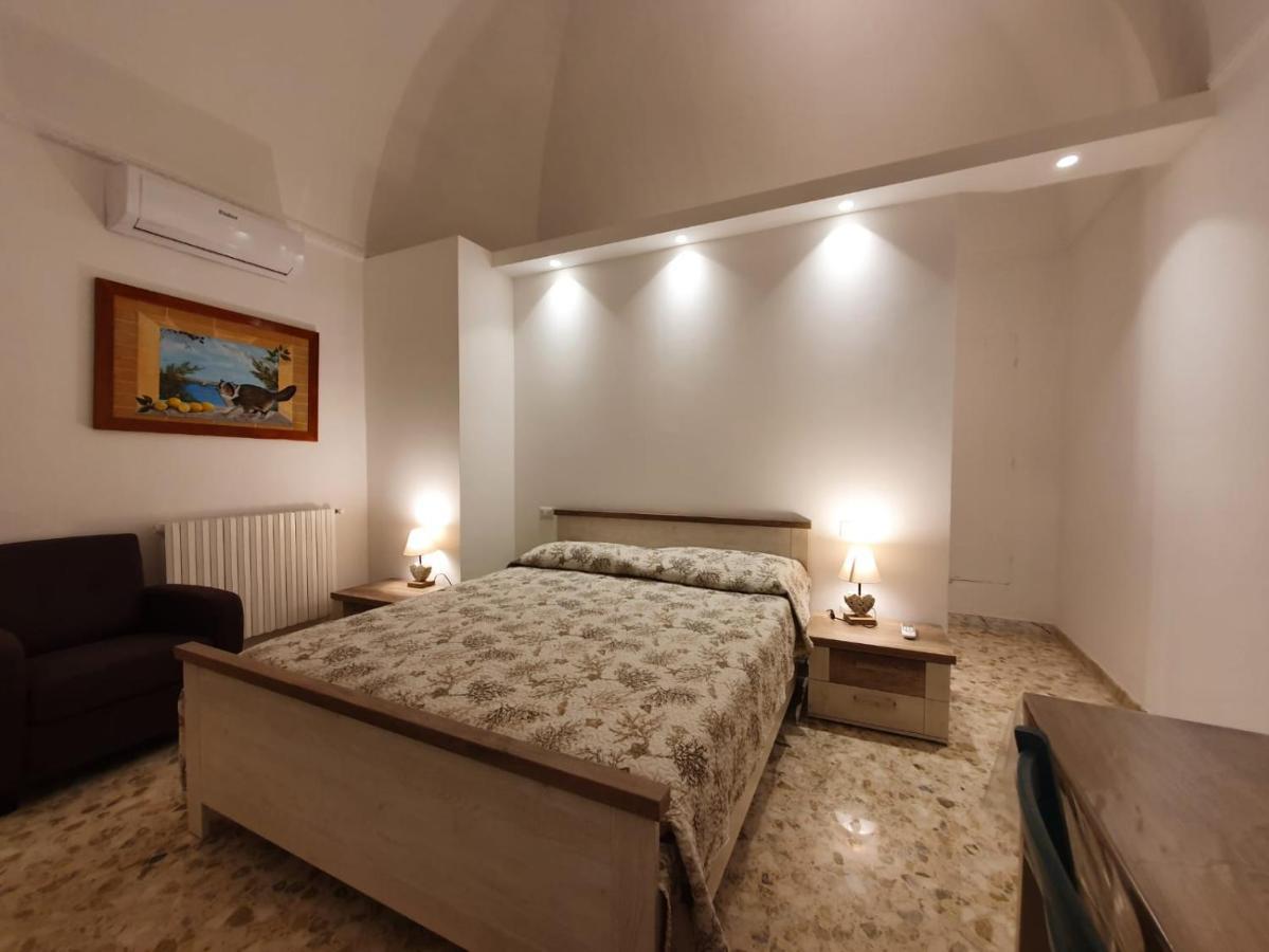 Stella Maris Bed and Breakfast Conversano Eksteriør billede